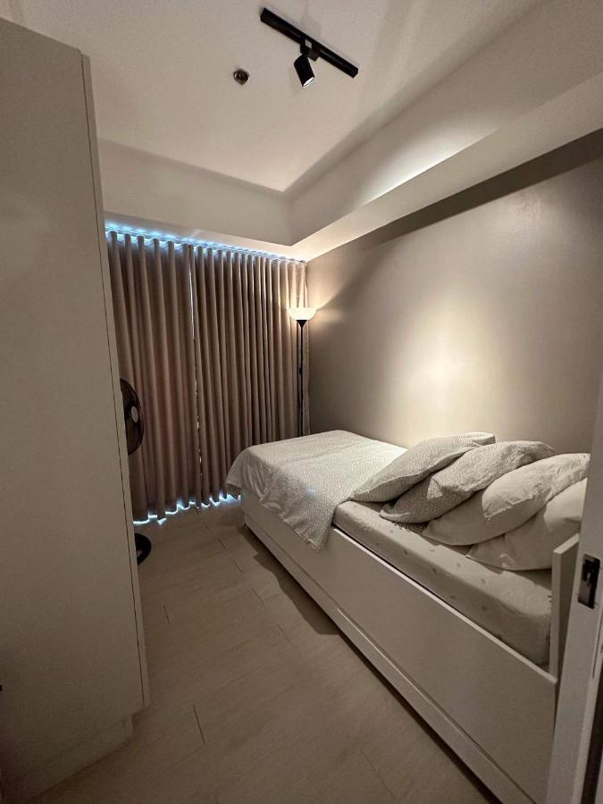 AZURE PARIS BEACH RESORT - Paranaque Manille Extérieur photo
