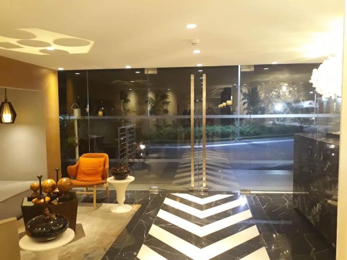 AZURE PARIS BEACH RESORT - Paranaque Manille Extérieur photo